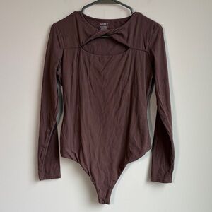 PUMIEY Twist Front Long Sleeve Bodysuit in Dusty Mauve - L